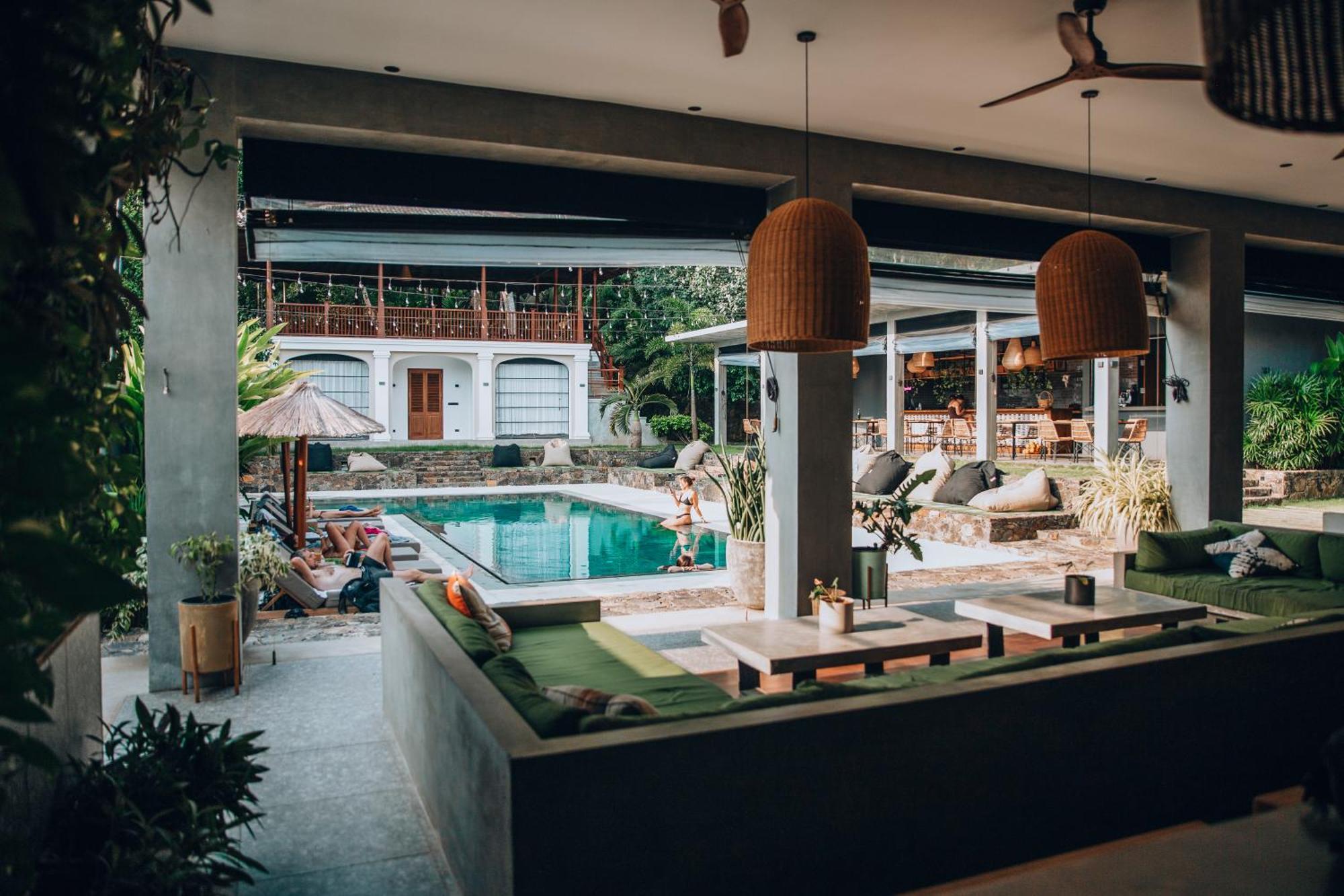 The Salty Pelican Yoga & Surf Retreat ديكويلاّ تين المظهر الخارجي الصورة