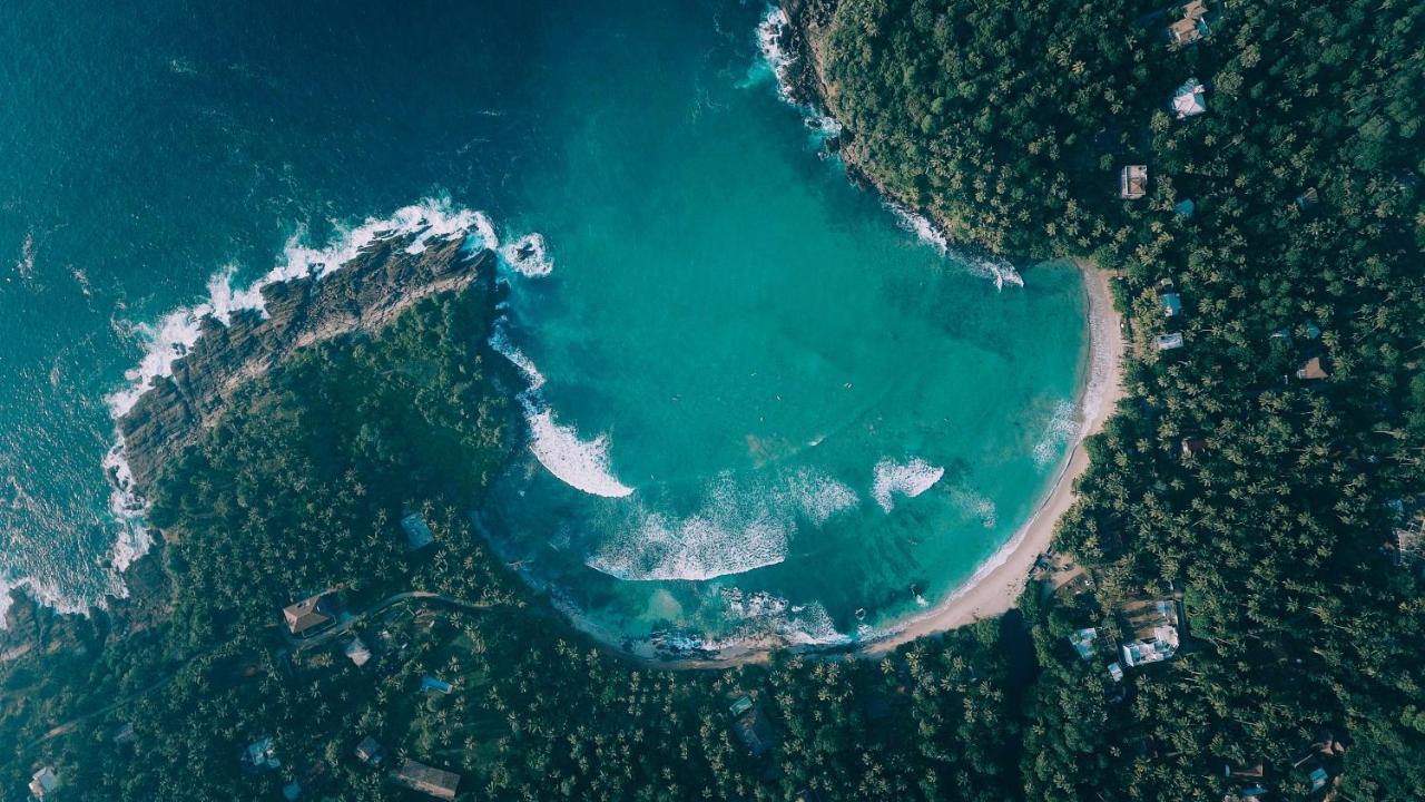The Salty Pelican Yoga & Surf Retreat ديكويلاّ تين المظهر الخارجي الصورة